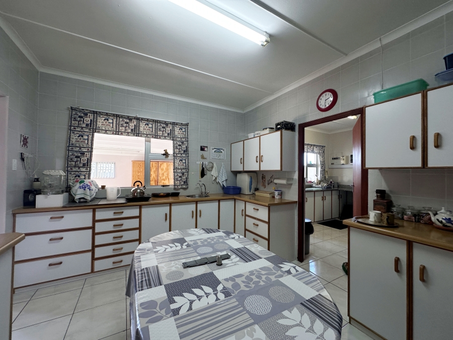 3 Bedroom Property for Sale in Stilbaai Wes Western Cape